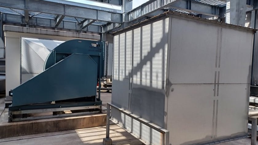 天井や壁面へ設置可能