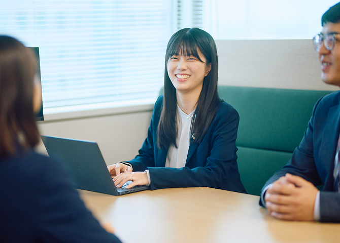 不安な一歩を軽くする、働き方の工夫