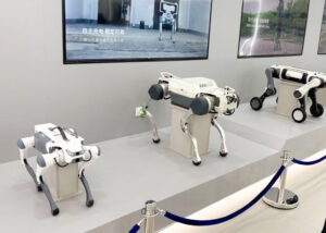 ロボットがビルを巡回する未来へ｜中国視察で見た、ビルメンテナンスの最前線